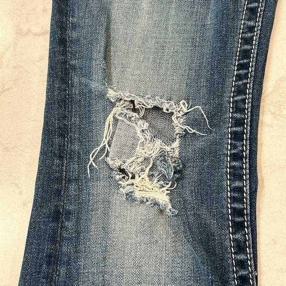 Miss Me Signature Boot Embellished Jeans Distressed Size 28 Women’s - Picture 5 of 16